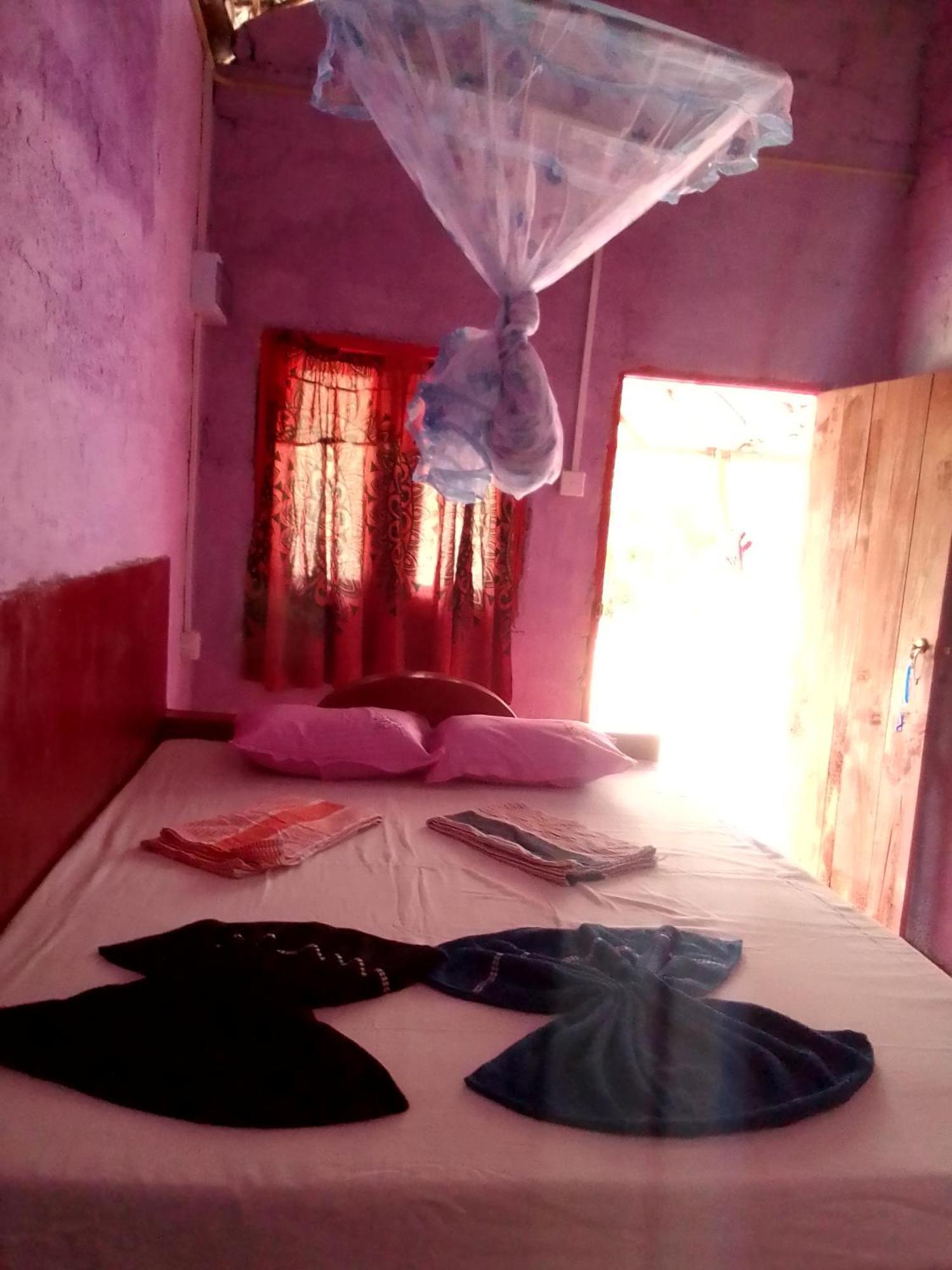 Star Sun Homestay Tangalle Exterior photo